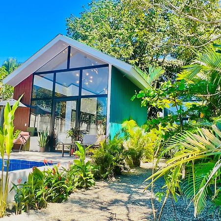 Guest House Pura Vida Quepos Exterior photo